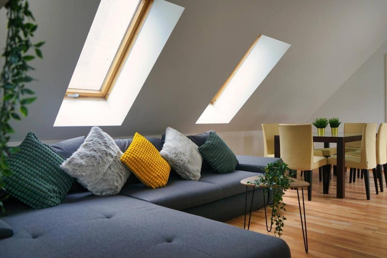 Beautiful Rooftop Apartment Вена Экстерьер фото